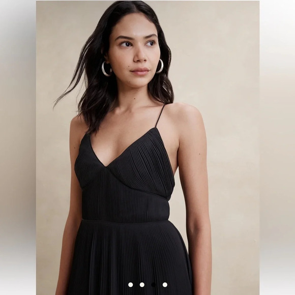 NWT Banana Republic Pleated Maxi Adjustable Straps Black Dress Size 12 - Picture 5 of 14